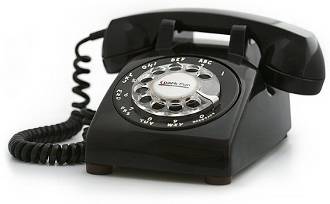 czarny telefon, stary telefon z tarcz, stary telefon